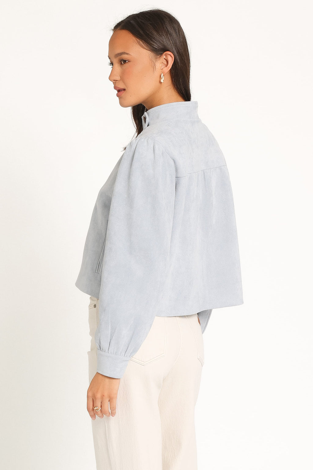 Kurze Jacke mit Puffärmeln – Babyblau