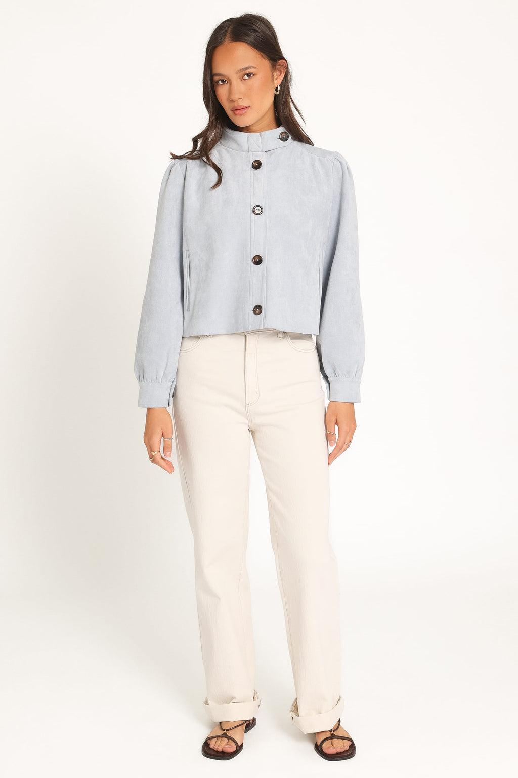 Kurze Jacke mit Puffärmeln – Babyblau